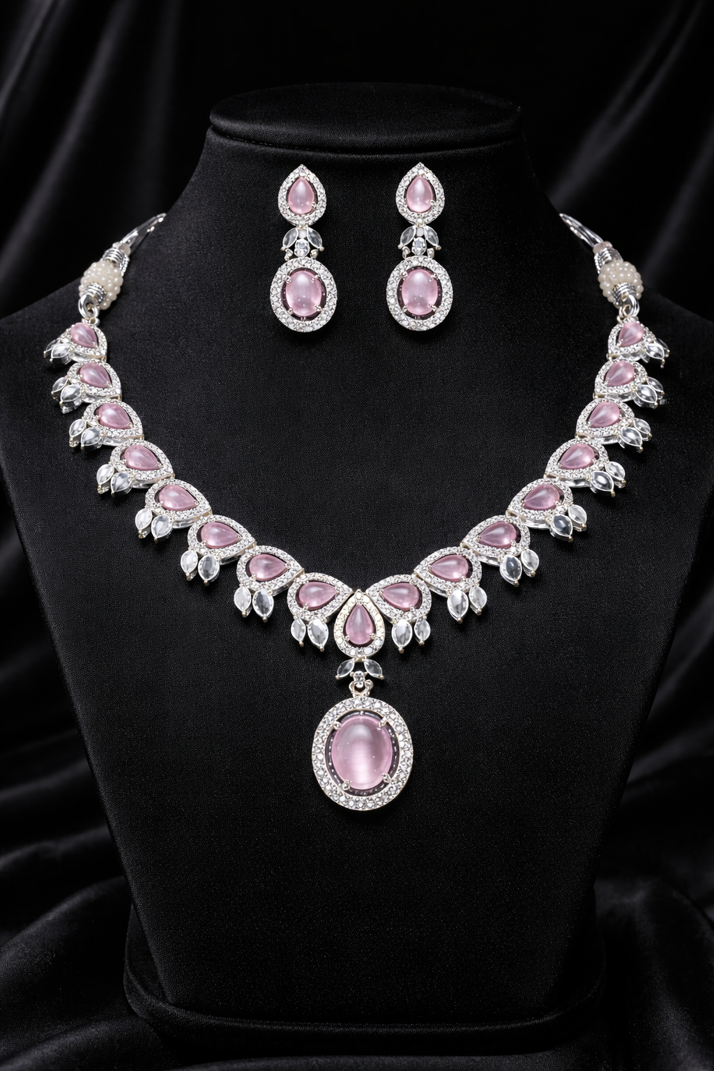 CLANEL DIAMOND NECKLACE