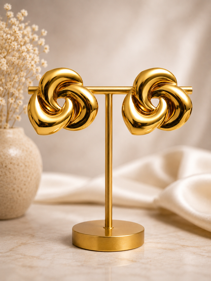 Platinum Élan Knot Studs