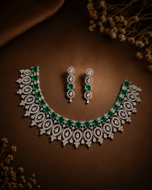 Emerald Élysée Necklace Set