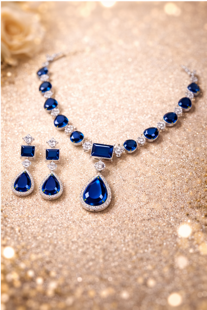 NOVELA LEAVES DIOMAND NECKLACE - NEVY BLUE