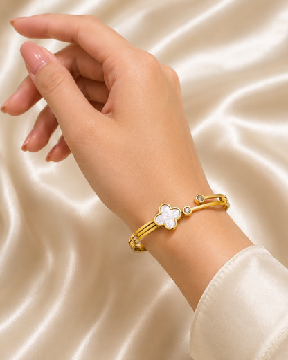 Ivory Clover Charm Bracelet