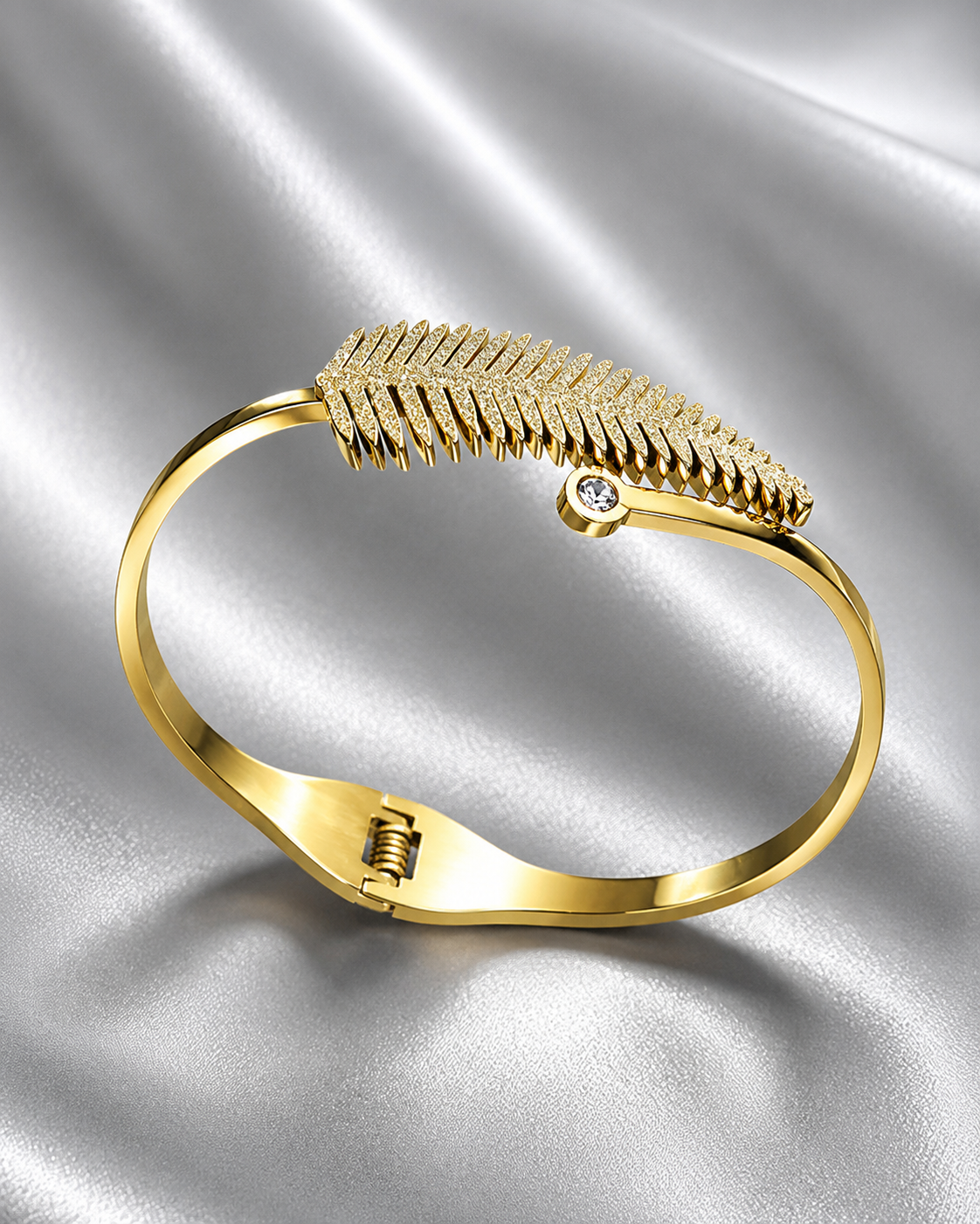Feather Glow Luxe Bracelet