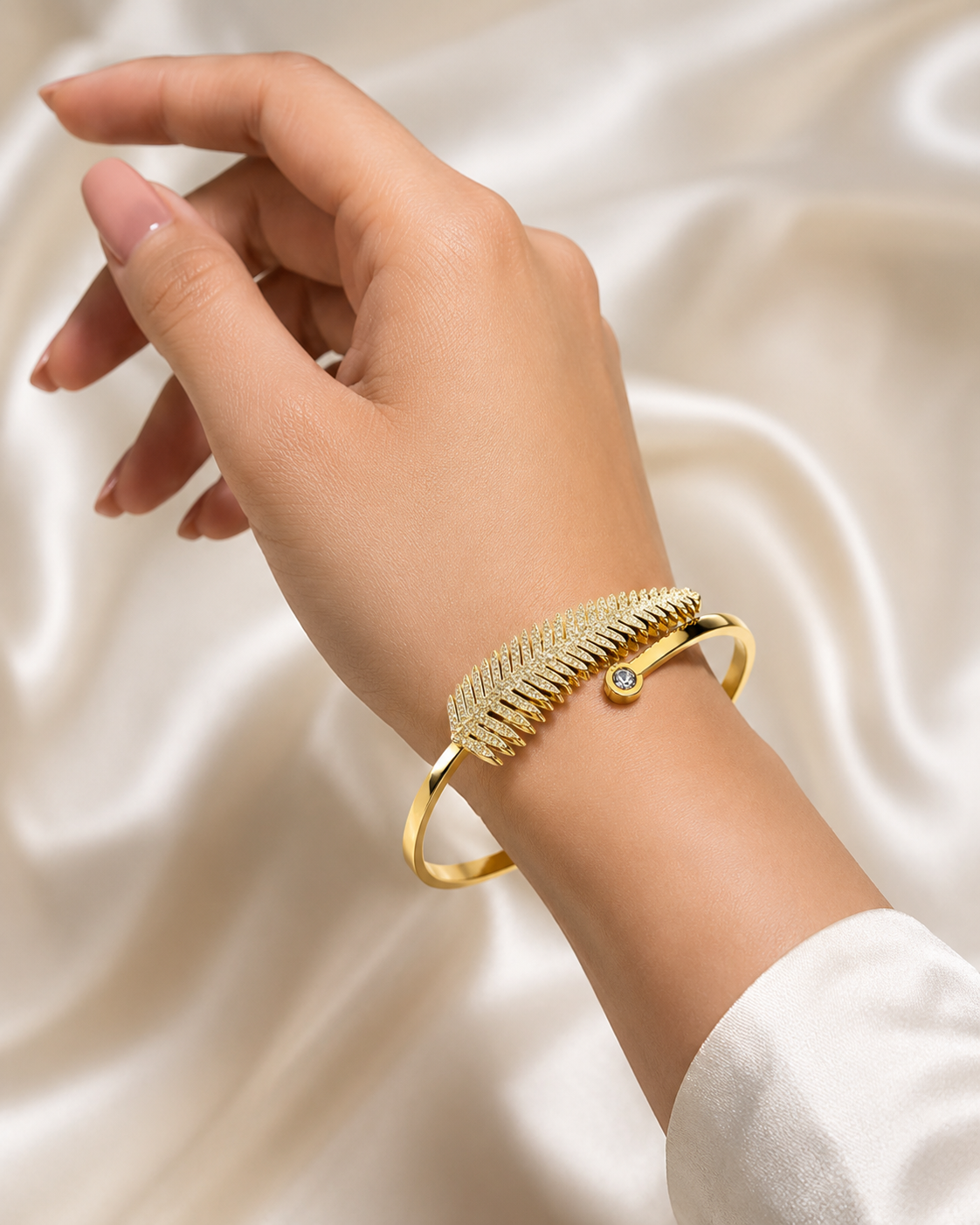 Feather Glow Luxe Bracelet