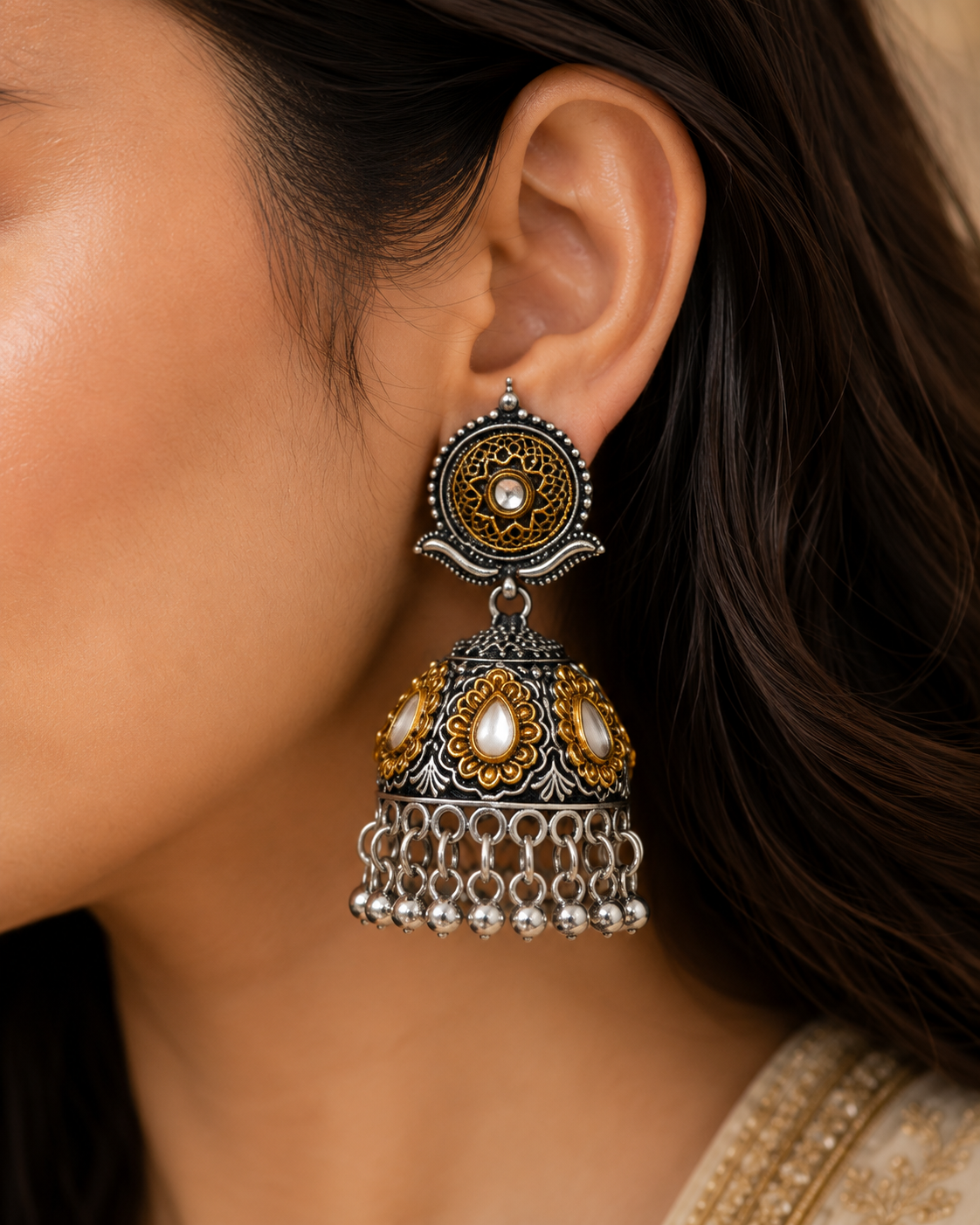 Noir Zaria Jhumki