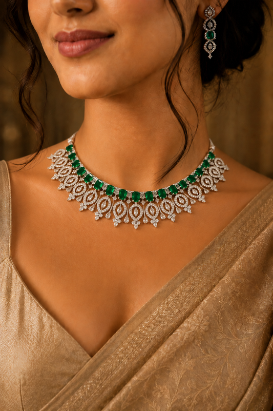 Emerald Élysée Necklace Set